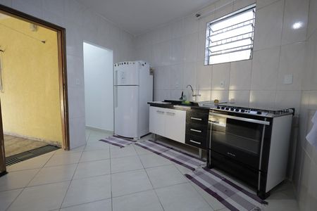 Casa à venda com 196m², 3 quartos e 2 vagas Casa à venda com 196m², 3 quartos e 2 vagasCozinha