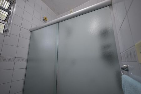 Casa à venda com 196m², 3 quartos e 2 vagas Casa à venda com 196m², 3 quartos e 2 vagasBanheiro 2