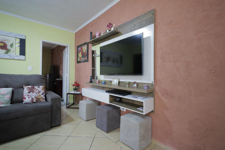 Casa à venda com 196m², 3 quartos e 2 vagas Casa à venda com 196m², 3 quartos e 2 vagasSala