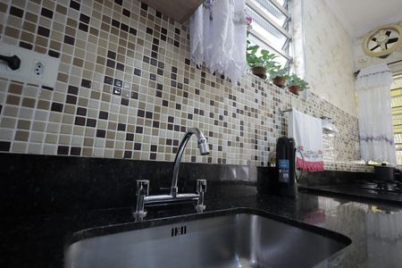 Casa à venda com 196m², 3 quartos e 2 vagas Casa à venda com 196m², 3 quartos e 2 vagasCozinha