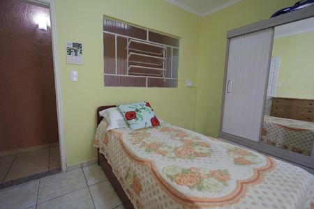 Casa à venda com 196m², 3 quartos e 2 vagas Casa à venda com 196m², 3 quartos e 2 vagasQuarto 2