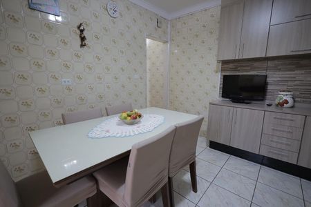 Casa à venda com 196m², 3 quartos e 2 vagas Casa à venda com 196m², 3 quartos e 2 vagasCozinha
