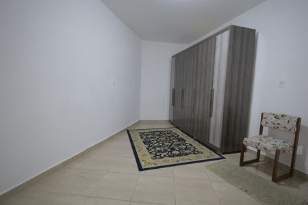 Casa à venda com 196m², 3 quartos e 2 vagas Casa à venda com 196m², 3 quartos e 2 vagasQuarto 4