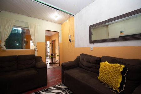 Casa à venda com 160m², 3 quartos e 2 vagasSala 1