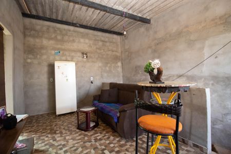Casa à venda com 160m², 3 quartos e 2 vagasSala 2