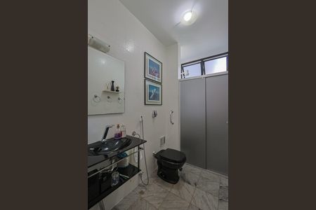 Banheiro social de apartamento para alugar com 4 quartos, 198m² em Funcionários, Belo Horizonte
