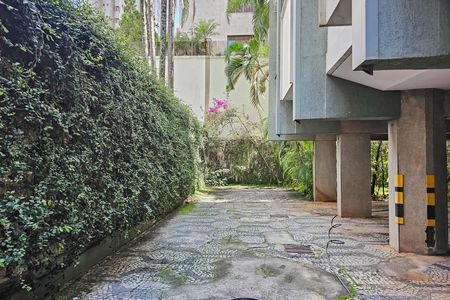 Apartamento para alugar com 198m², 4 quartos e 4 vagas Apartamento para alugar com 198m², 4 quartos e 4 vagasÁrea externa