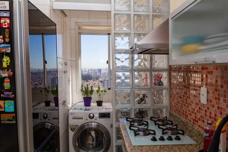 Apartamento à venda com 2 quartos, 50m² em Vila Ema, São Paulo