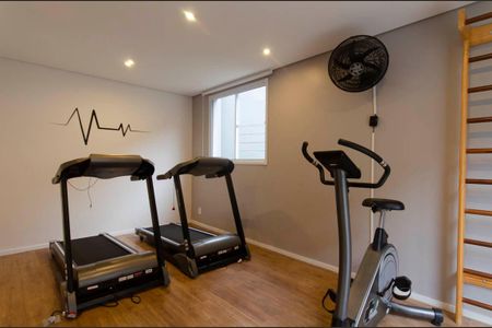 Apartamento à venda com 44m², 2 quartos e 1 vaga Apartamento à venda com 44m², 2 quartos e 1 vagaÁrea Comum - Academia