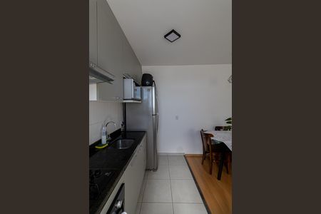 Apartamento à venda com 44m², 2 quartos e 1 vaga Apartamento à venda com 44m², 2 quartos e 1 vagaCozinha e Área de Serviço