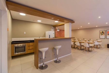 Apartamento à venda com 44m², 2 quartos e 1 vaga Apartamento à venda com 44m², 2 quartos e 1 vagaÁrea Comum - Salão de Festa