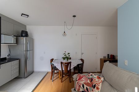Apartamento à venda com 44m², 2 quartos e 1 vaga Apartamento à venda com 44m², 2 quartos e 1 vagaSala e Cozinha