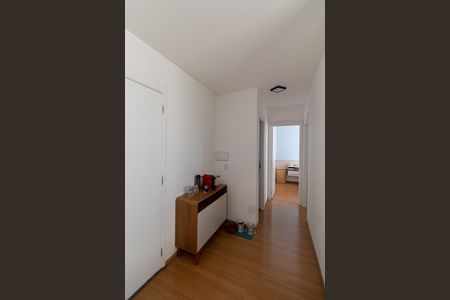 Apartamento à venda com 44m², 2 quartos e 1 vaga Apartamento à venda com 44m², 2 quartos e 1 vagaSala e Cozinha