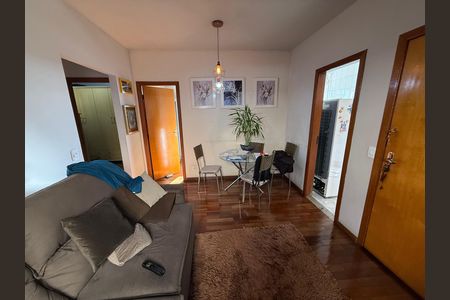 sala de apartamento para alugar com 3 quartos, 59m² em Esplanada, Belo Horizonte