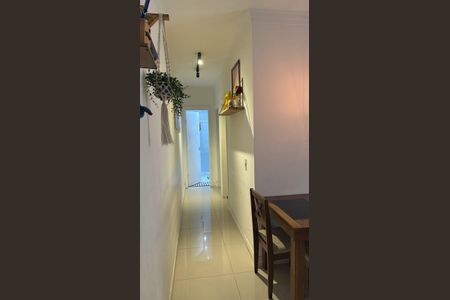Corredor de apartamento à venda com 2 quartos, 49m² em Jardim Bela Vista, Guarulhos