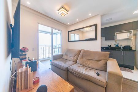 Sala de apartamento à venda com 2 quartos, 51m² em Vila Curuçá, Santo André
