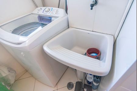 Apartamento à venda com 51m², 2 quartos e 1 vaga Apartamento à venda com 51m², 2 quartos e 1 vagaÁrea de Serviço