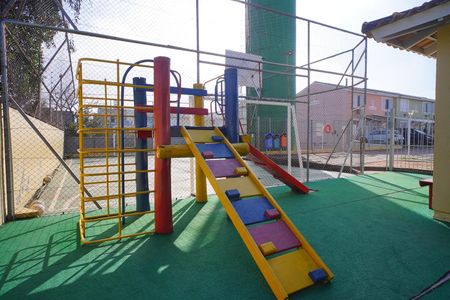 Casa de condomínio à venda com 92m², 2 quartos e 2 vagas Casa de condomínio à venda com 92m², 2 quartos e 2 vagasÁrea comum - Playground