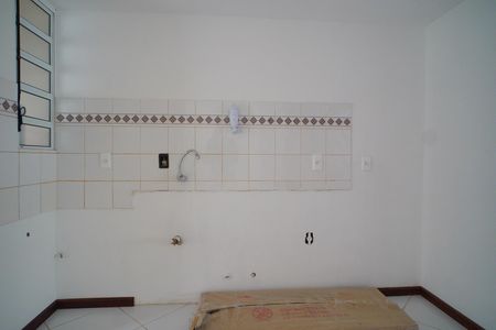 Casa de condomínio à venda com 92m², 2 quartos e 2 vagas Casa de condomínio à venda com 92m², 2 quartos e 2 vagasCozinha