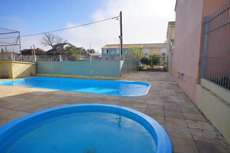 Casa de condomínio à venda com 92m², 2 quartos e 2 vagas Casa de condomínio à venda com 92m², 2 quartos e 2 vagasÁrea comum - Piscina