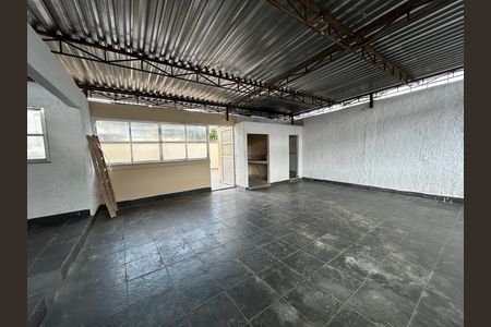 Casa para alugar com 231m², 3 quartos e sem vagaTerraço