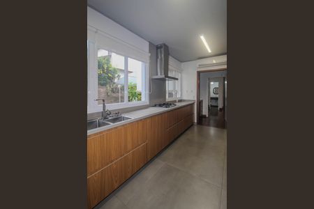 Casa de condomínio para alugar com 840m², 4 quartos e 2 vagas Casa de condomínio para alugar com 840m², 4 quartos e 2 vagasCozinha