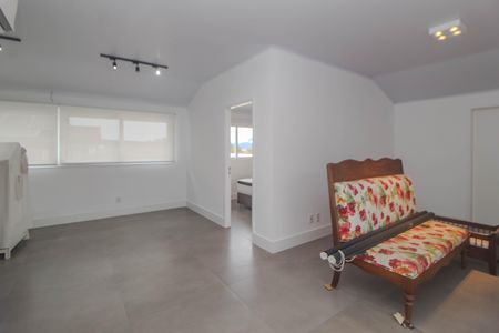 Casa de condomínio para alugar com 840m², 4 quartos e 2 vagas Casa de condomínio para alugar com 840m², 4 quartos e 2 vagasSala 4