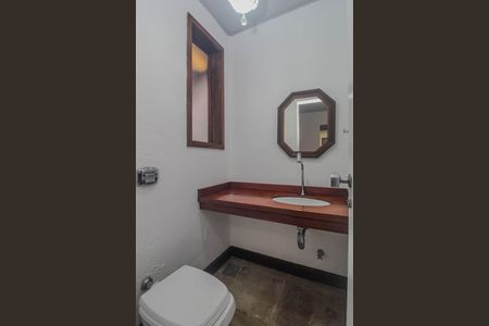 Casa de condomínio para alugar com 840m², 4 quartos e 2 vagas Casa de condomínio para alugar com 840m², 4 quartos e 2 vagasLavabo