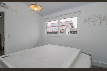 Casa de condomínio para alugar com 840m², 4 quartos e 2 vagas Casa de condomínio para alugar com 840m², 4 quartos e 2 vagasQuarto