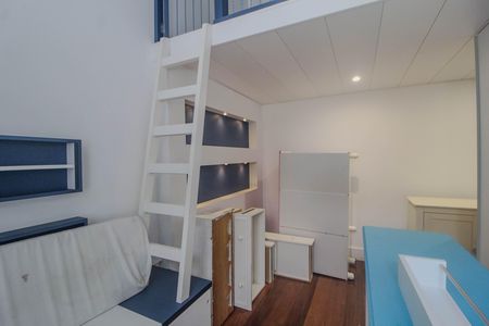 Casa de condomínio para alugar com 840m², 4 quartos e 2 vagas Casa de condomínio para alugar com 840m², 4 quartos e 2 vagasSuite 2