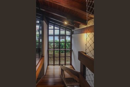 Casa de condomínio para alugar com 840m², 4 quartos e 2 vagas Casa de condomínio para alugar com 840m², 4 quartos e 2 vagasSala 3