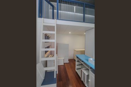 Casa de condomínio para alugar com 840m², 4 quartos e 2 vagas Casa de condomínio para alugar com 840m², 4 quartos e 2 vagasSuite 2