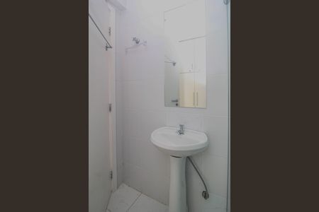 Casa de condomínio para alugar com 840m², 4 quartos e 2 vagas Casa de condomínio para alugar com 840m², 4 quartos e 2 vagasBanheiro social