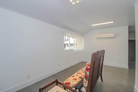 Casa de condomínio para alugar com 840m², 4 quartos e 2 vagas Casa de condomínio para alugar com 840m², 4 quartos e 2 vagasSala 4