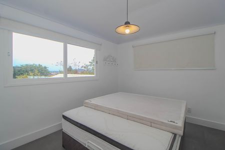 Casa de condomínio para alugar com 840m², 4 quartos e 2 vagas Casa de condomínio para alugar com 840m², 4 quartos e 2 vagasQuarto