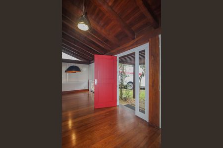 Casa de condomínio para alugar com 840m², 4 quartos e 2 vagas Casa de condomínio para alugar com 840m², 4 quartos e 2 vagasSala