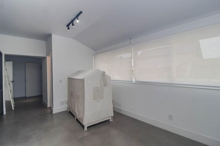 Casa de condomínio para alugar com 840m², 4 quartos e 2 vagas Casa de condomínio para alugar com 840m², 4 quartos e 2 vagasSala 4