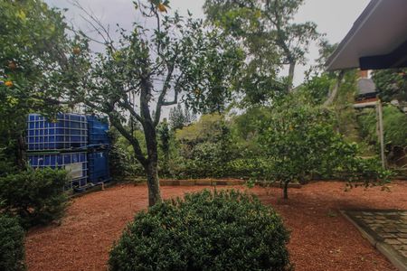Casa de condomínio para alugar com 840m², 4 quartos e 2 vagas Casa de condomínio para alugar com 840m², 4 quartos e 2 vagasVista da sala 3