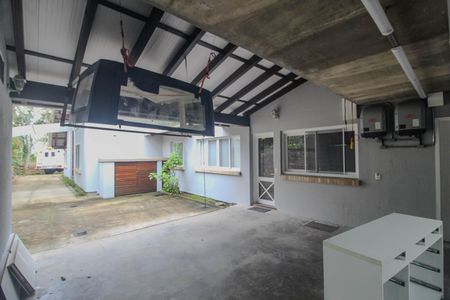 Casa de condomínio para alugar com 840m², 4 quartos e 2 vagas Casa de condomínio para alugar com 840m², 4 quartos e 2 vagasÁrea externa