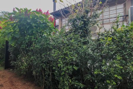 Casa de condomínio para alugar com 840m², 4 quartos e 2 vagas Casa de condomínio para alugar com 840m², 4 quartos e 2 vagasVista da suíte