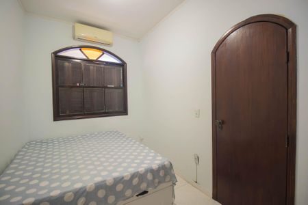 Casa para alugar com 180m², 2 quartos e 1 vaga Casa para alugar com 180m², 2 quartos e 1 vagaQuarto 2