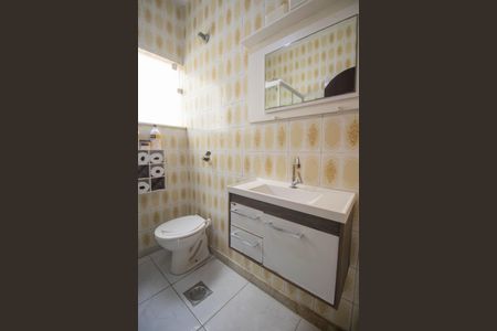 Casa para alugar com 180m², 2 quartos e 1 vaga Casa para alugar com 180m², 2 quartos e 1 vagaBanheiro 2