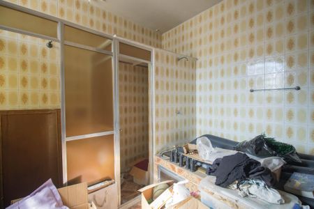 Banheiro da Suíte 1 de casa para alugar com 2 quartos, 180m² em Venda da Cruz, São Gonçalo