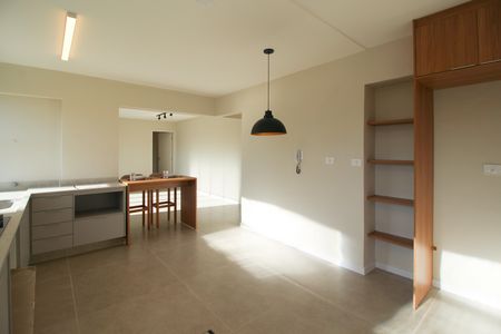 Cozinha de apartamento para alugar com 3 quartos, 84m² em Vila Olímpia, São Paulo