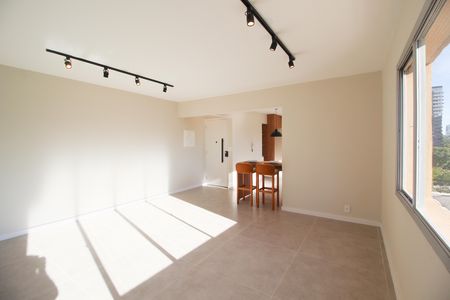 Sala de apartamento à venda com 3 quartos, 84m² em Vila Olímpia, São Paulo