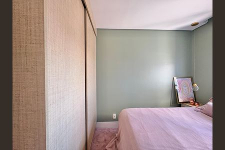 Apartamento à venda com 70m², 2 quartos e 1 vaga Apartamento à venda com 70m², 2 quartos e 1 vagaSuíte