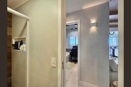 Apartamento à venda com 70m², 2 quartos e 1 vaga Apartamento à venda com 70m², 2 quartos e 1 vagaBanheiro