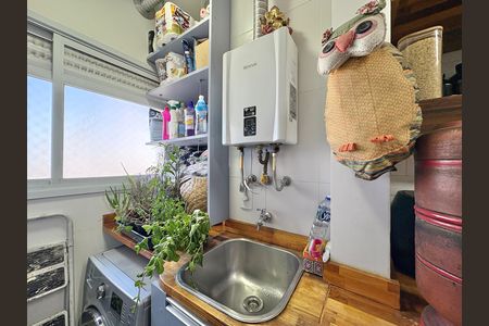 Apartamento à venda com 70m², 2 quartos e 1 vaga Apartamento à venda com 70m², 2 quartos e 1 vagaÁrea de Serviço