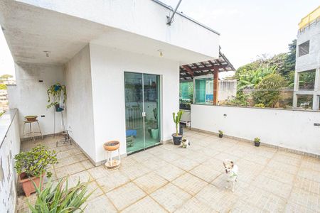 Apartamento à venda com 110m², 2 quartos e 1 vagaCobertura