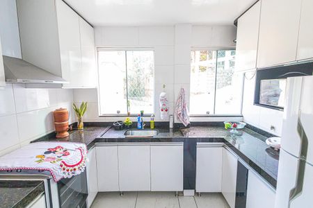 Apartamento à venda com 110m², 2 quartos e 1 vagaCozinha